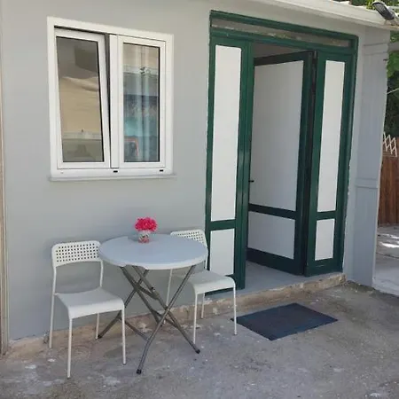 Kapszulahotel Escape