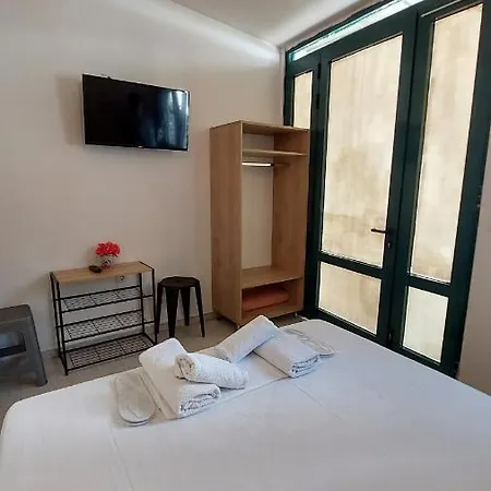 Escape Kapszulahotel *